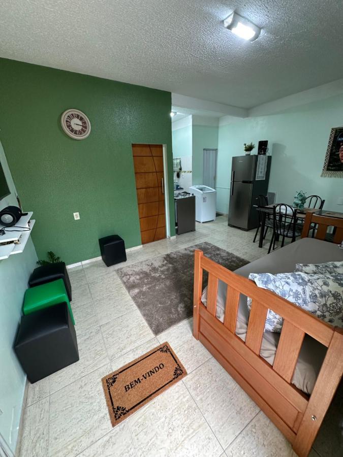 Apartamento Apto Mobiliado Confortavel 04